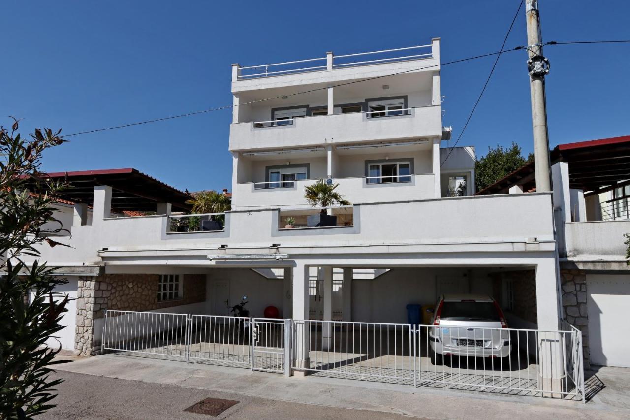 Apartments With A Parking Space Crikvenica - 12592 Exterior foto