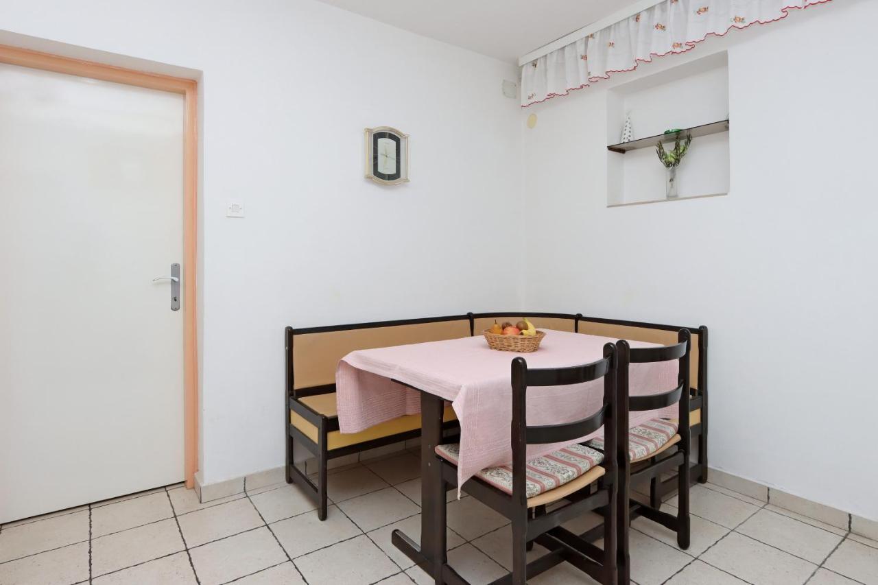 Apartments With A Parking Space Crikvenica - 12592 Exterior foto