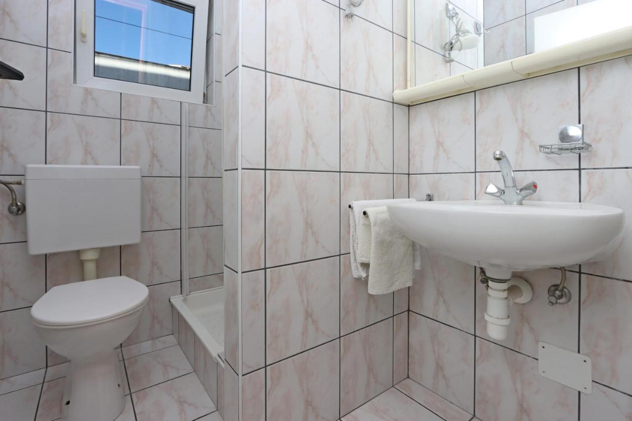 Apartments With A Parking Space Crikvenica - 12592 Exterior foto