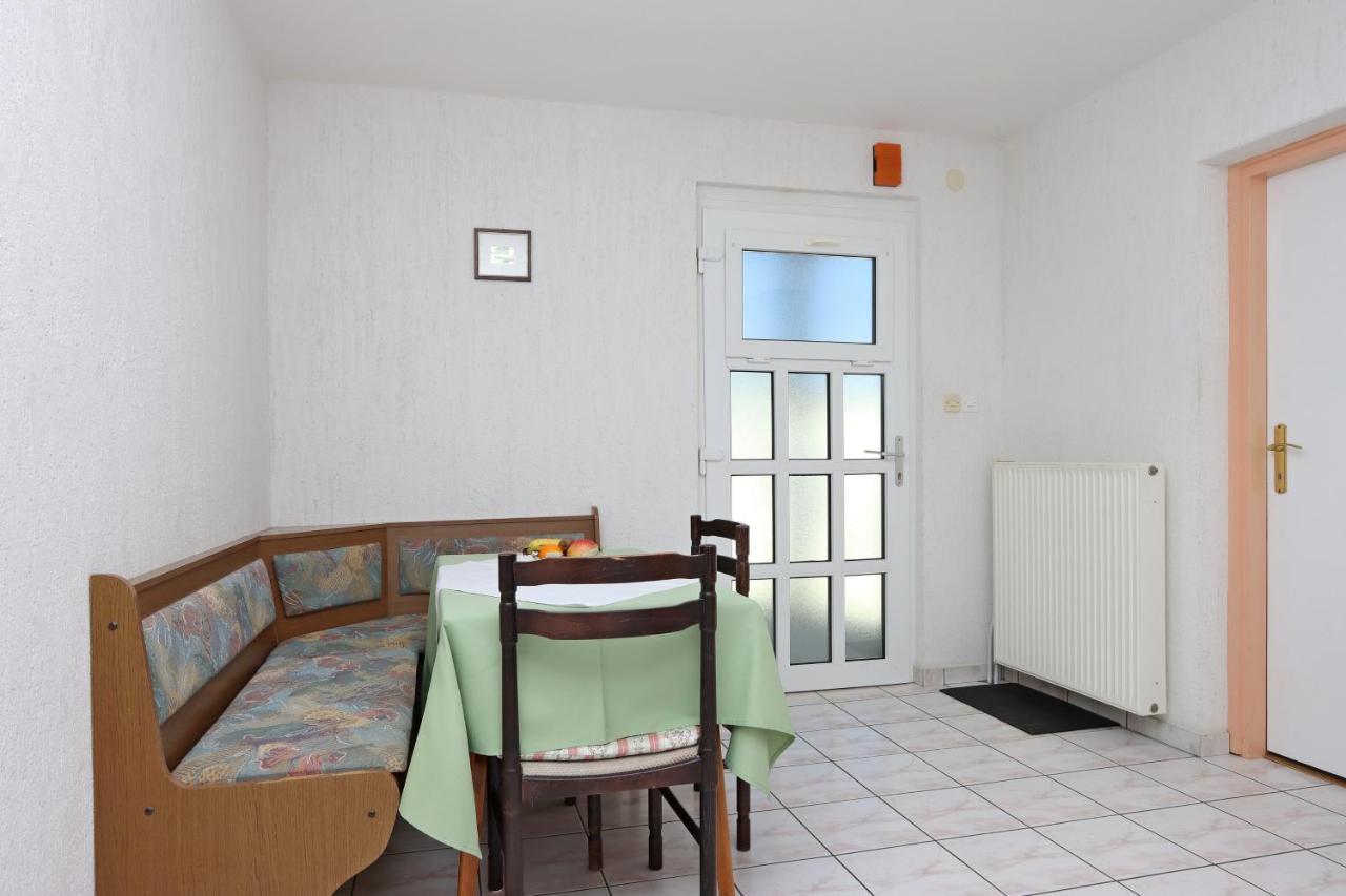 Apartments With A Parking Space Crikvenica - 12592 Exterior foto